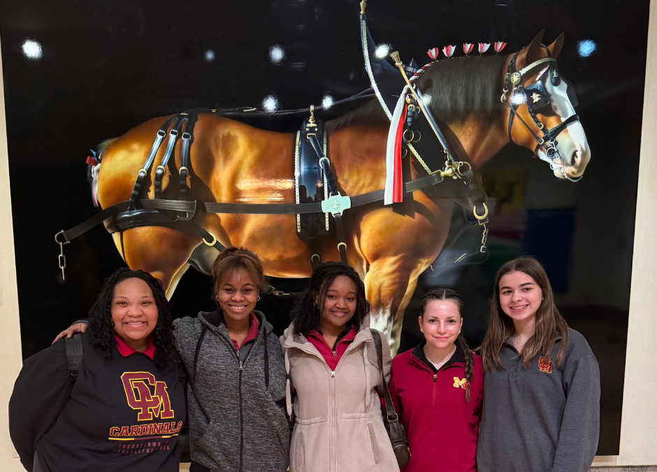 Art students explore careers during job shadow at Butler Institute